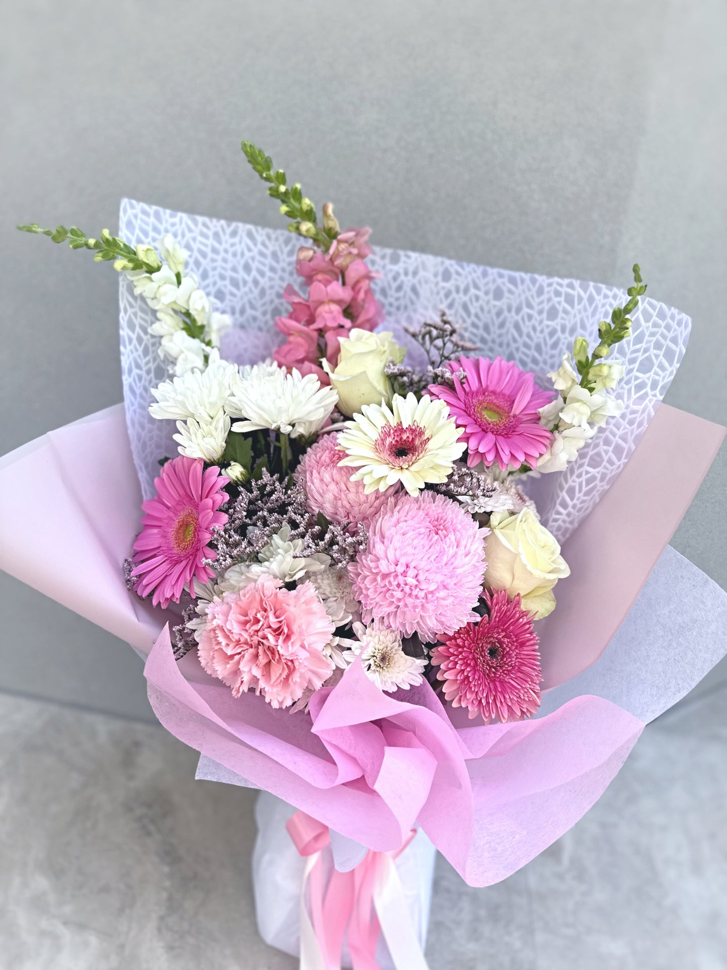 You Make Me Blush Luxe Bouquet